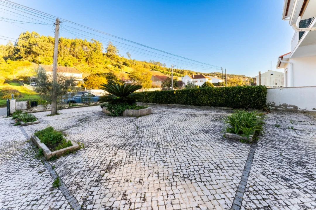 Quinta T4 para Venda em Coz, Alpedriz e Montes Foto 49