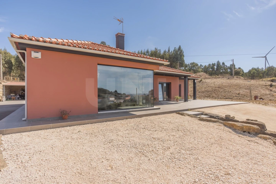 Moradia T3 para Venda em Dois Portos e Runa Foto 27