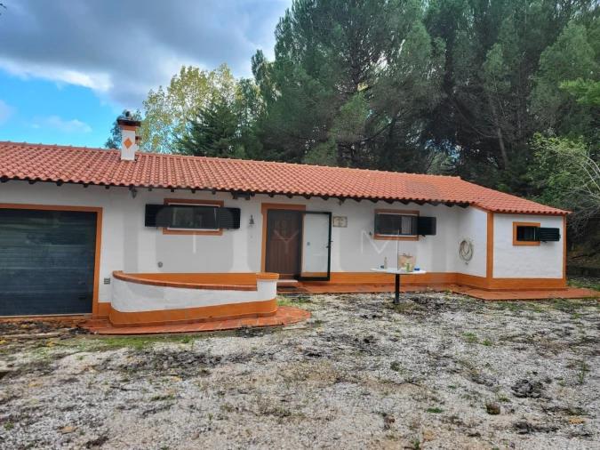 Moradia T2 para Venda em São Pedro de Tomar Foto 19