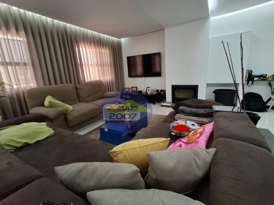 Apartamento T3 para Venda em Santa Maria de Lamas Foto 7