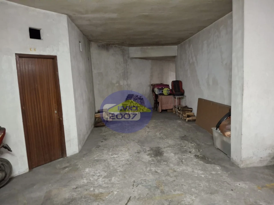 Apartamento T3 para Venda em Santa Maria de Lamas Foto 32