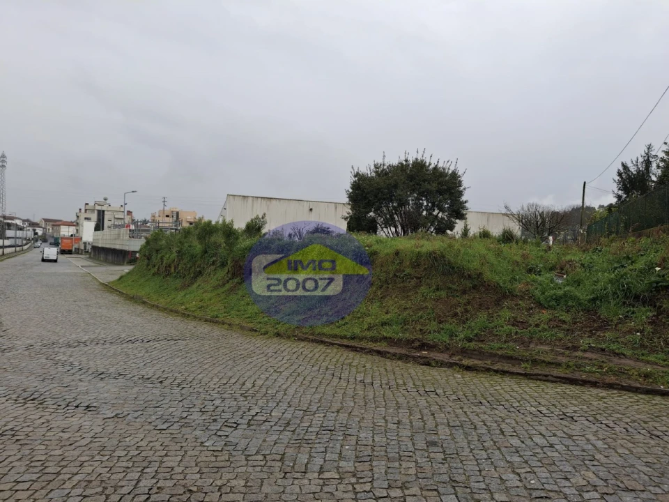 Terreno para Venda em Pedroso e Seixezelo Foto 9