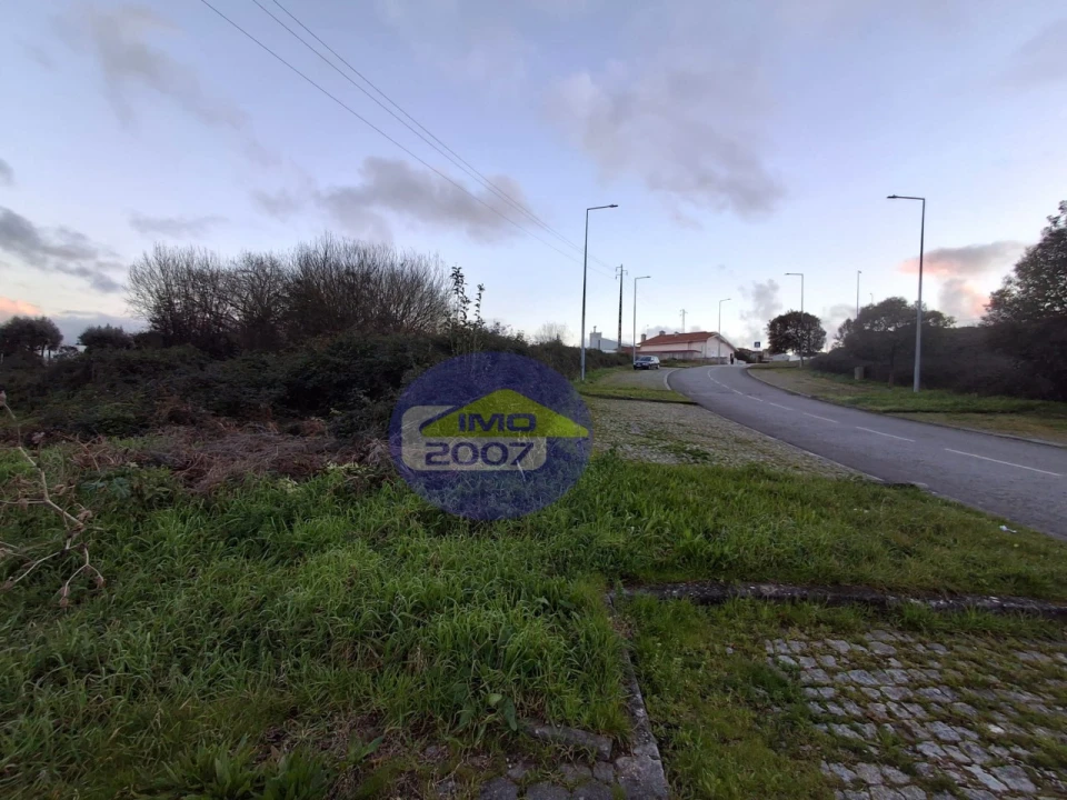 Terreno para Venda em Argoncilhe Foto 6