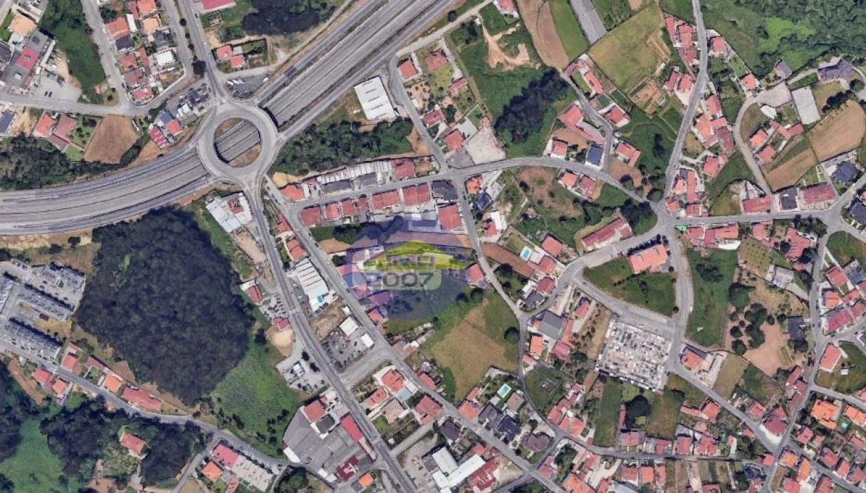 Terreno para Venda em Argoncilhe Foto 2