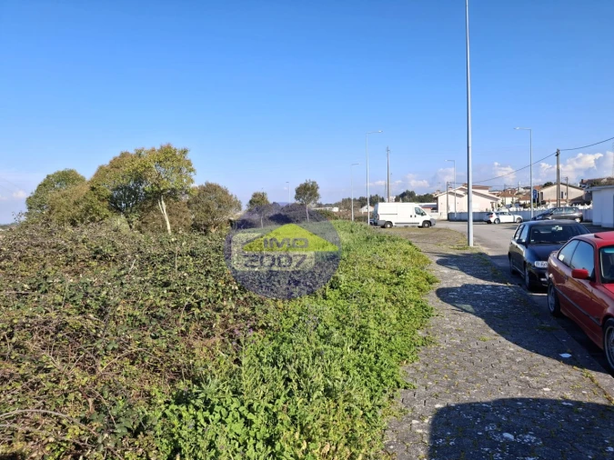 Terreno para Venda em Argoncilhe Foto 9