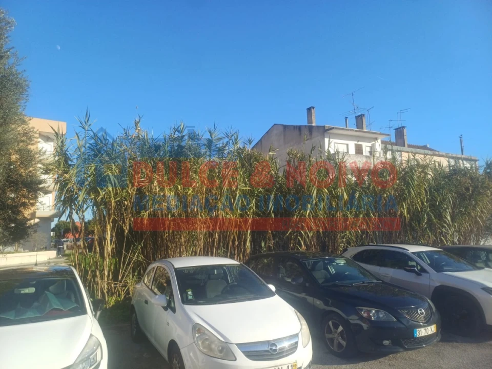 Moradia T2 para Venda em São João Baptista Foto 16