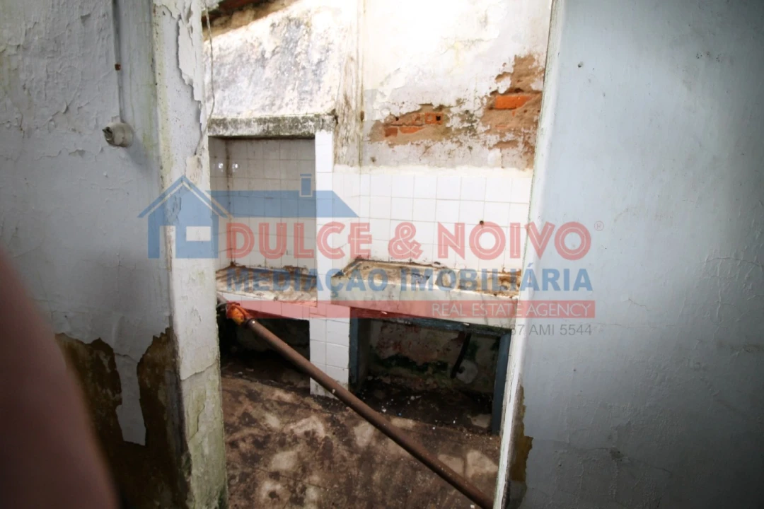 Moradia T2 para Venda em São João Baptista Foto 23