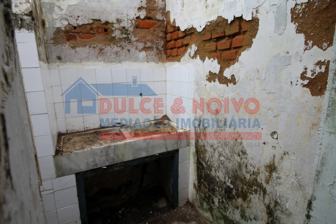 Moradia T2 para Venda em São João Baptista Foto 41