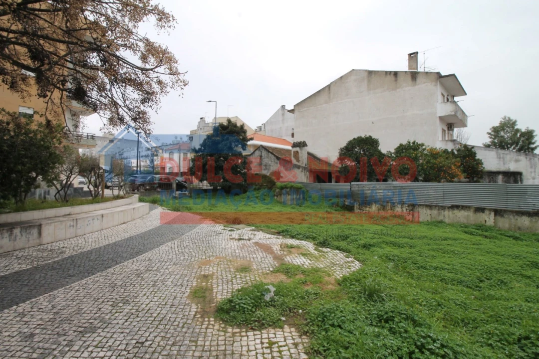 Moradia T2 para Venda em São João Baptista Foto 50