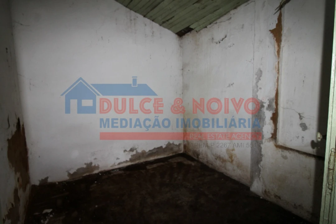 Moradia T2 para Venda em São João Baptista Foto 63