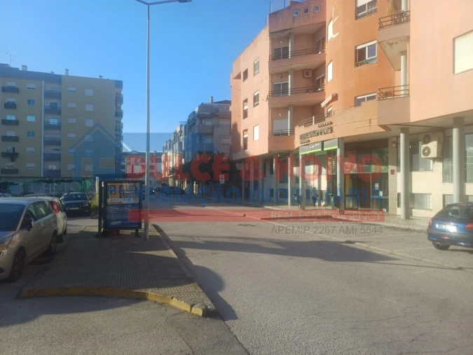 Moradia T2 para Venda em São João Baptista Foto 4