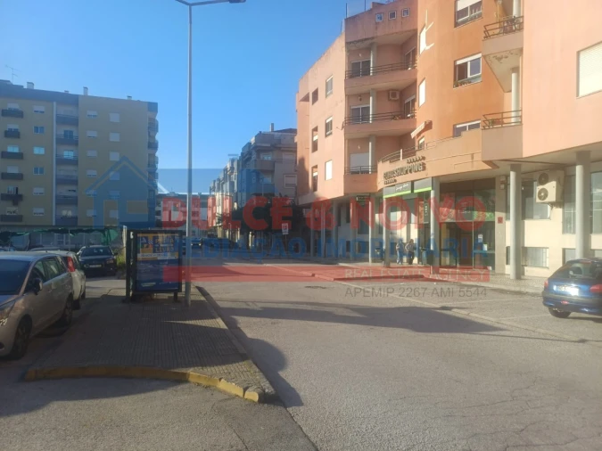 Moradia T2 para Venda em São João Baptista Foto 6