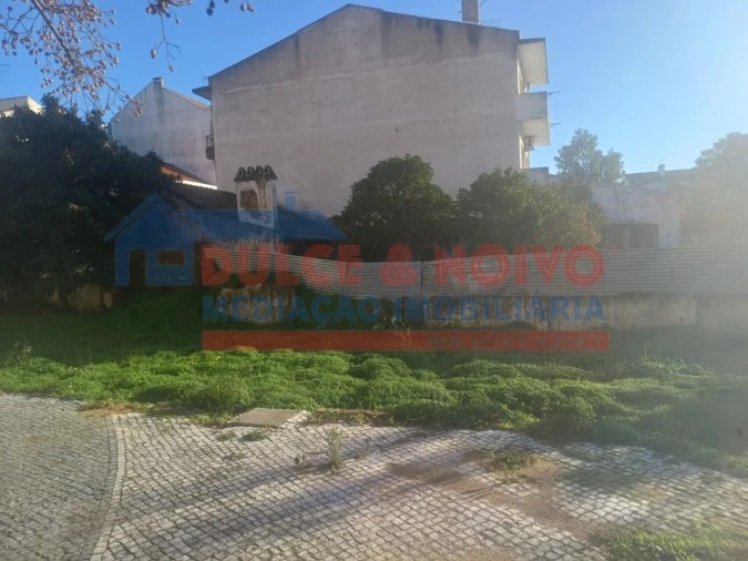 Moradia T2 para Venda em São João Baptista Foto 8