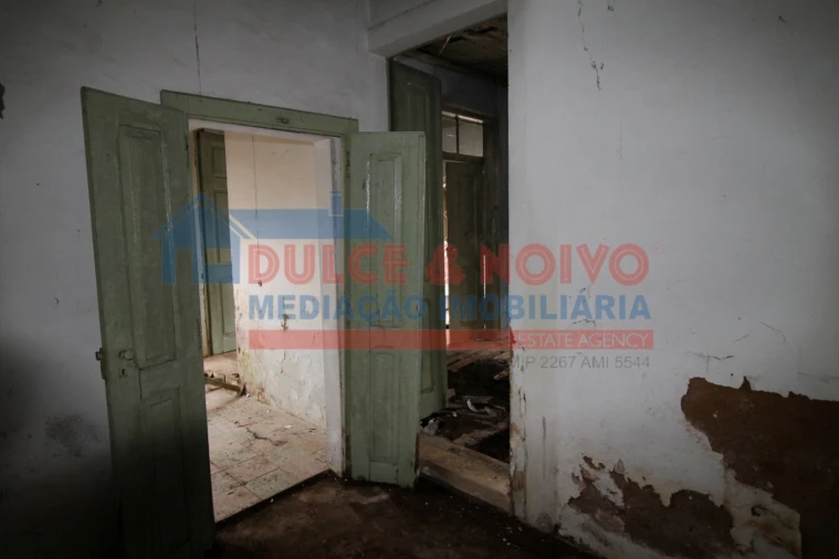 Moradia T2 para Venda em São João Baptista Foto 39