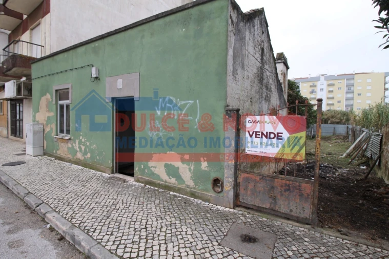 Moradia T2 para Venda em São João Baptista Foto 44