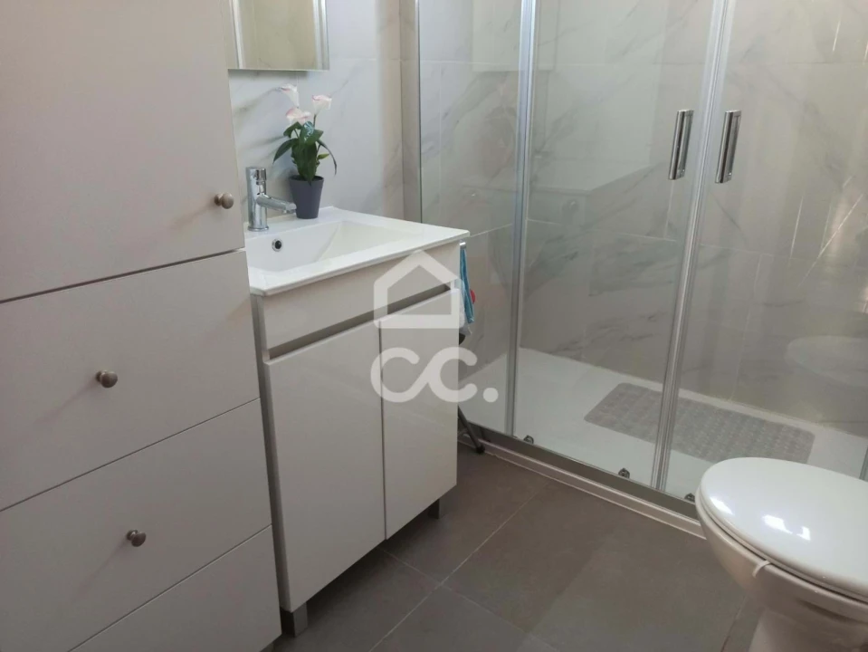 Moradia T3 para Venda em Joane Foto 16