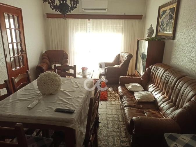 Moradia T3 para Venda em Joane Foto 9