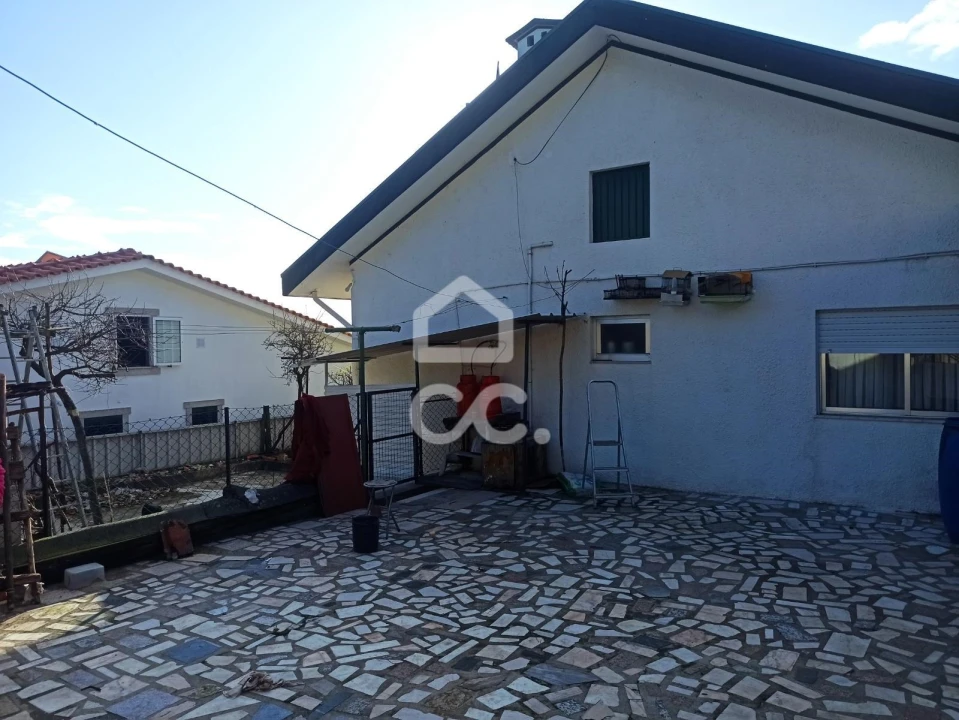 Moradia T3 para Venda em Joane Foto 5