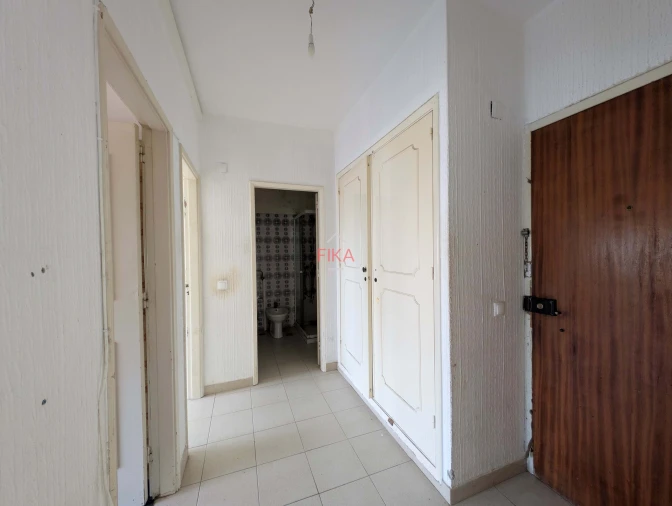 Apartamento T1 para Venda em Costa da Caparica Foto 16