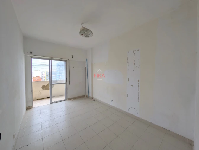Apartamento T1 para Venda em Costa da Caparica Foto 13