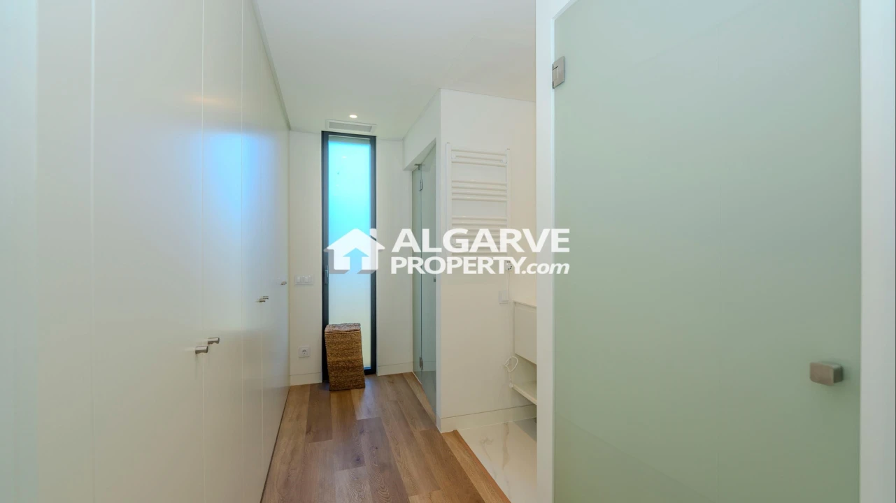 Moradia T3 para Venda em Quarteira Foto 7