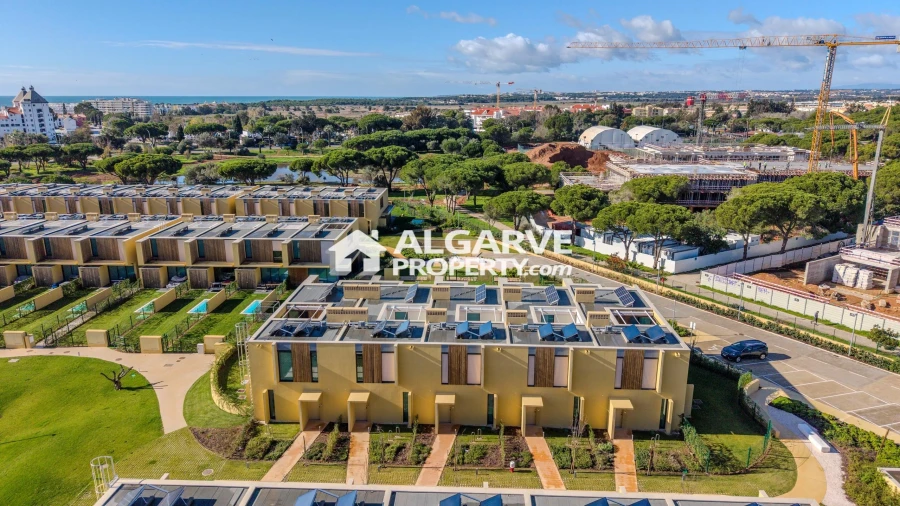 Moradia T3 para Venda em Quarteira Foto 31