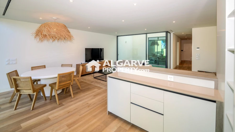 Moradia T3 para Venda em Quarteira Foto 11