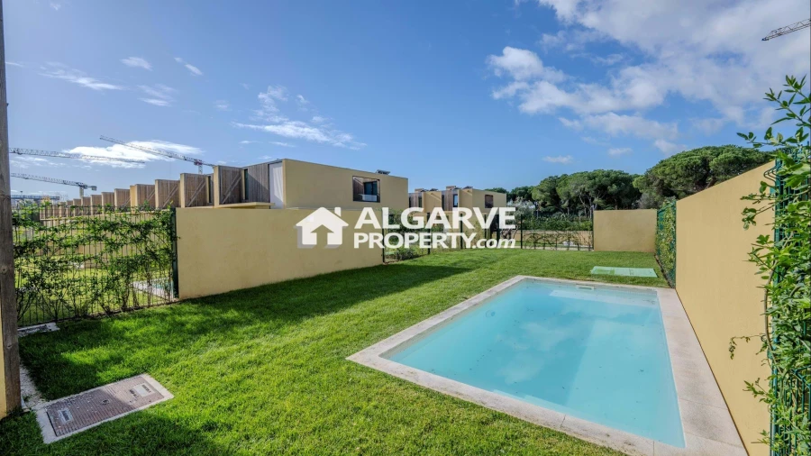 Moradia T3 para Venda em Quarteira Foto 23