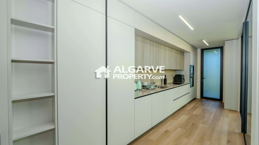 Moradia T3 para Venda em Quarteira Foto 20