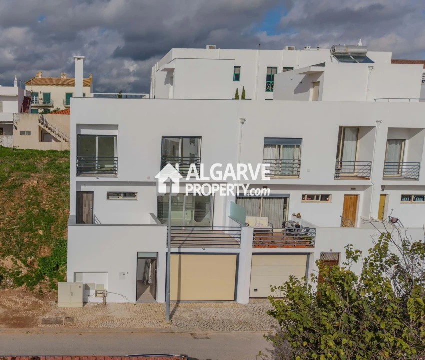 Moradia T3 para Venda em Olhão Foto 13