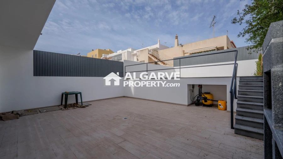 Moradia T3 para Venda em Olhão Foto 11