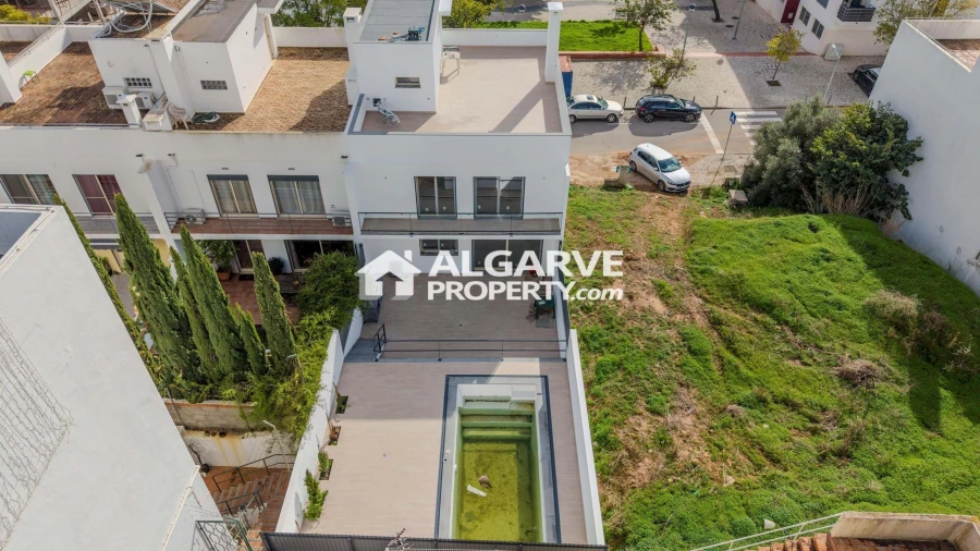 Moradia T3 para Venda em Olhão Foto 12