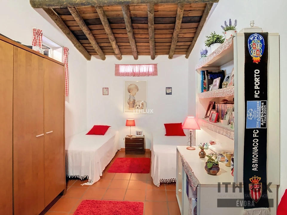 Moradia T2 para Venda em Ciladas Foto 5