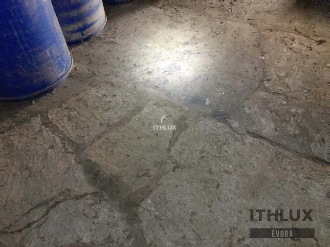 Moradia T2 para Venda em Ciladas Foto 22