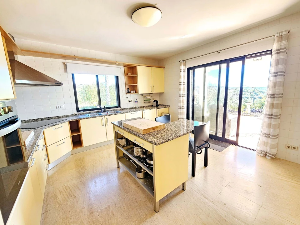 Moradia T3 para Venda em Loule (São Sebastião) Foto 9