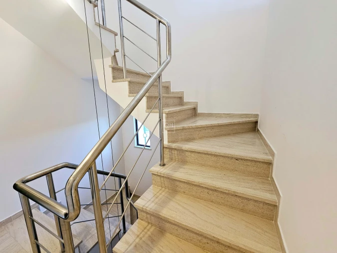 Moradia T3 para Venda em Loule (São Sebastião) Foto 25