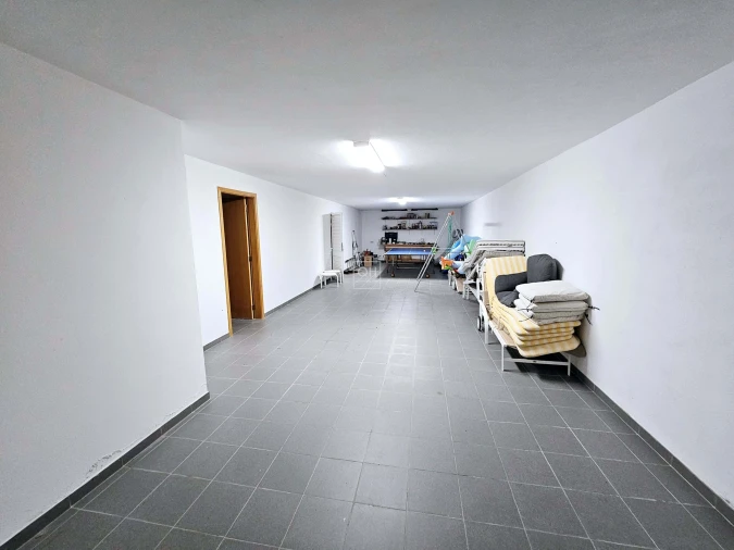 Moradia T3 para Venda em Loule (São Sebastião) Foto 27