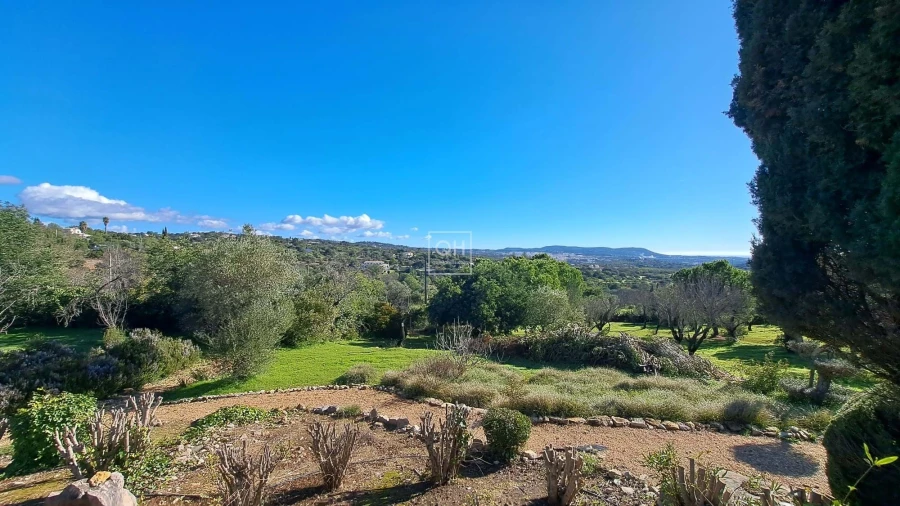 Moradia T3 para Venda em Loule (São Sebastião) Foto 34