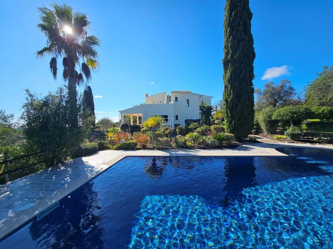 Moradia T3 para Venda em Loule (São Sebastião) Foto 1