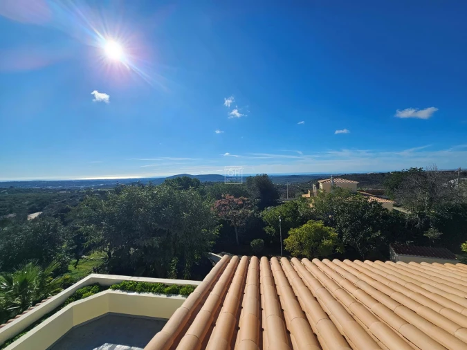 Moradia T3 para Venda em Loule (São Sebastião) Foto 24