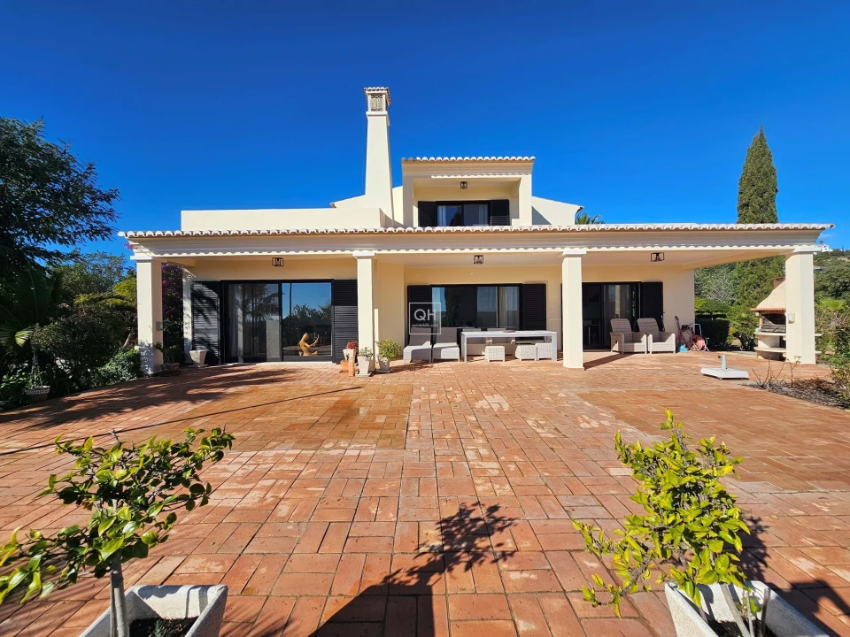 Moradia T3 para Venda em Loule (São Sebastião) Foto 3