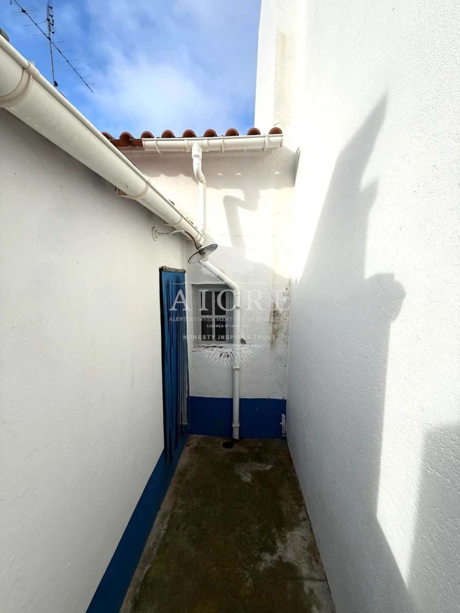 Moradia T2 para Venda em Ciborro Foto 22