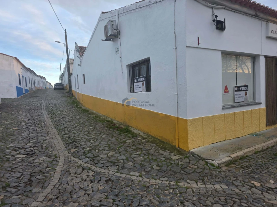 Moradia T2 para Venda em Cabeça Gorda Foto 3