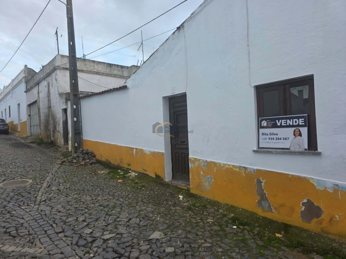 Moradia T2 para Venda em Cabeça Gorda Foto 4