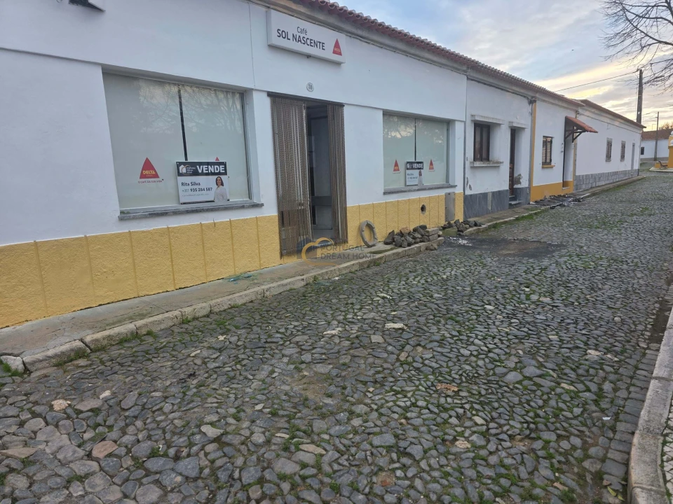 Moradia T2 para Venda em Cabeça Gorda Foto 2