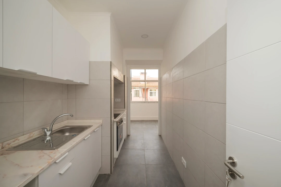 Apartamento T2 para Arrendamento em Arroios Foto 17