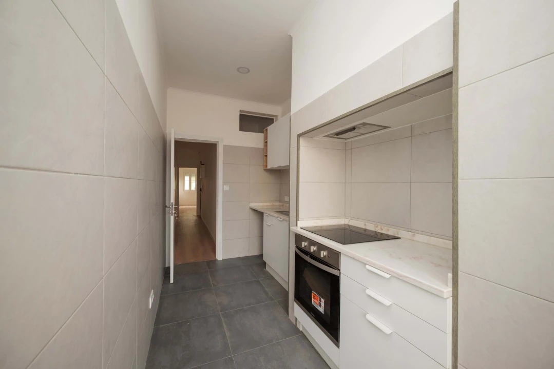 Apartamento T2 para Arrendamento em Arroios Foto 16