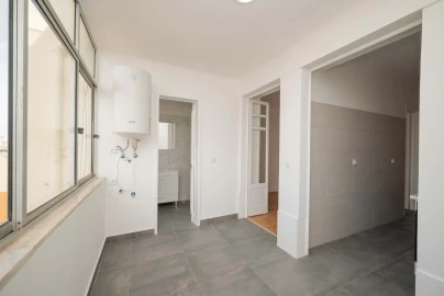 Apartamento T2 para Arrendamento em Arroios
