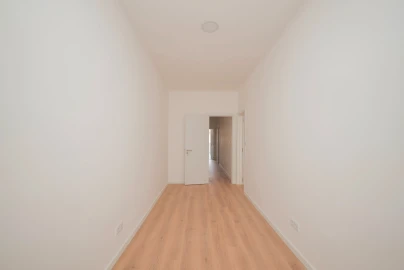Apartamento T2 para Arrendamento em Arroios