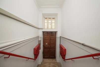 Apartamento T2 para Arrendamento em Arroios